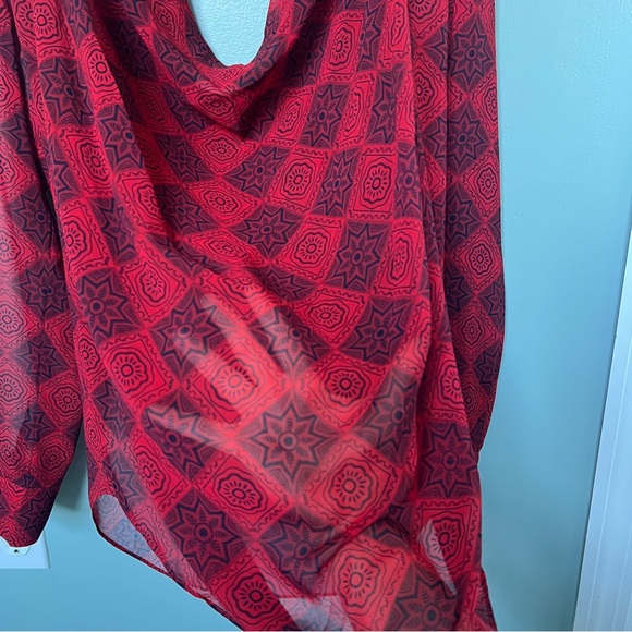 Cabi Sheer Long Sleeve Blouse, Keyhole cutout back, Drape Neck, Women’s Medium - Picture 8 of 8